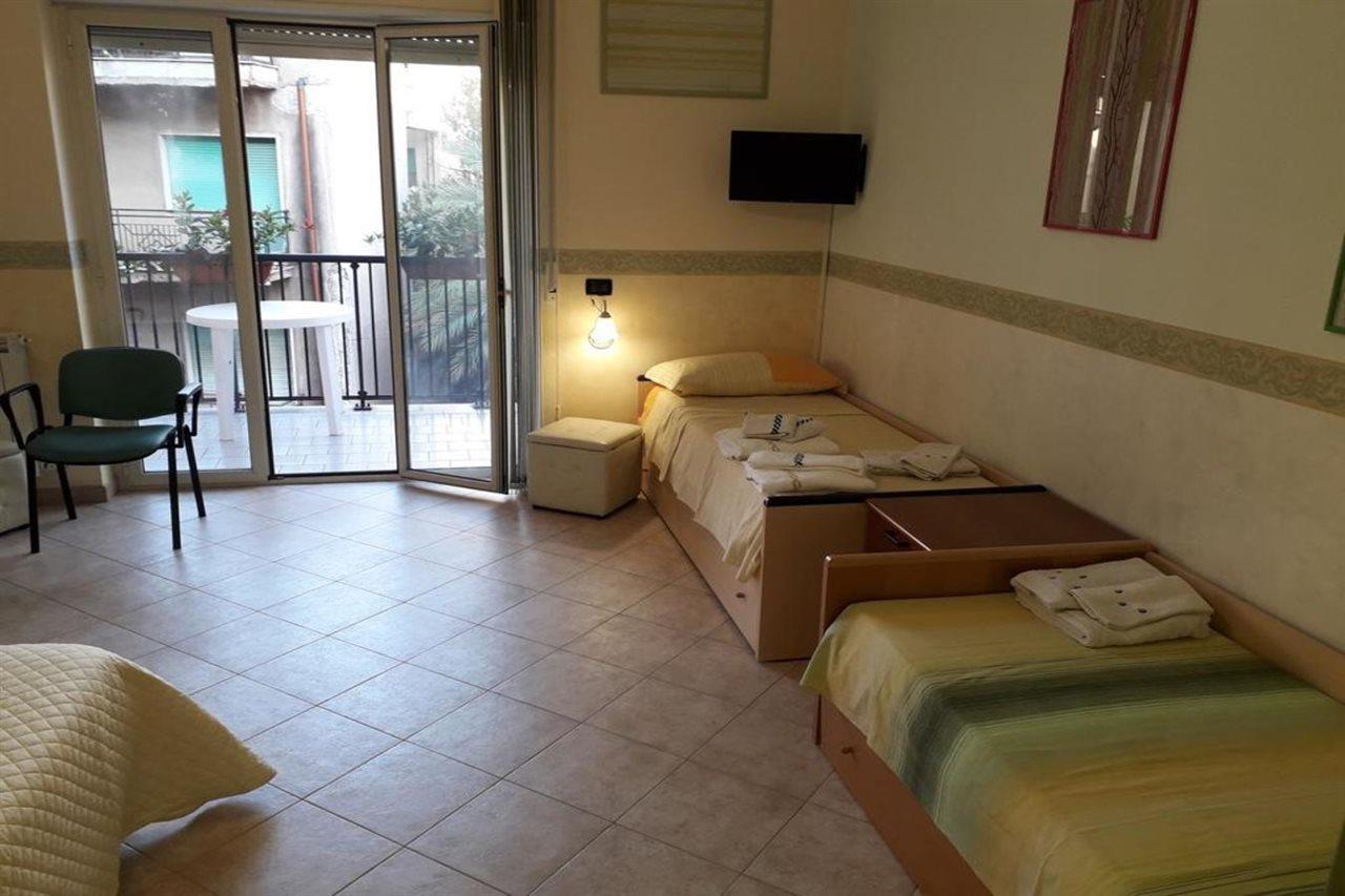 La Terrazza Del Borgo Bed & Breakfast Agrigento Exterior photo