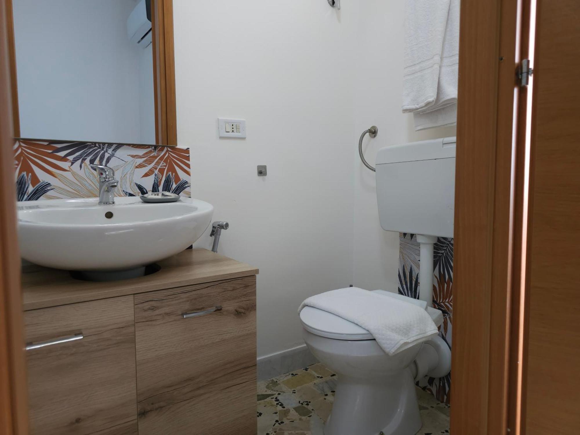 La Terrazza Del Borgo Bed & Breakfast Agrigento Exterior photo